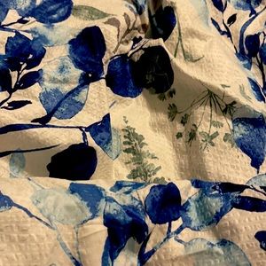 Meet your Posher, Alma